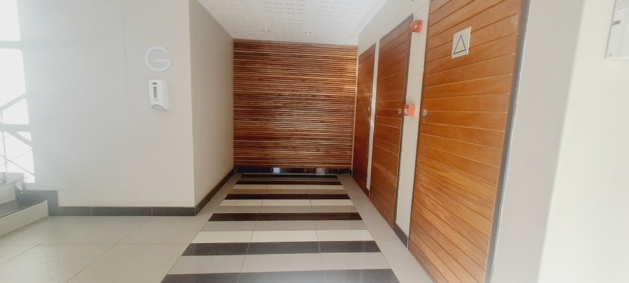 To Let commercial Property for Rent in Rosenpark Western Cape